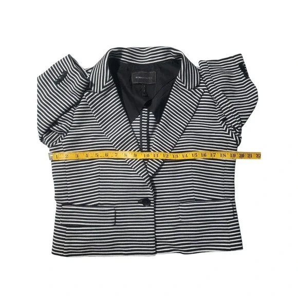 BCBG Maxazria Natalia Striped Blazer Women's Large Black & White Single Breasted - Picture 8 of 9